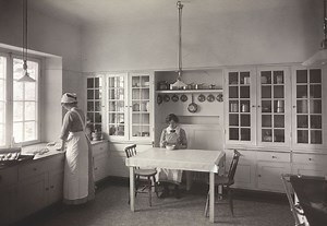 Vintage Photos of Kitchens in the Early 20th Century