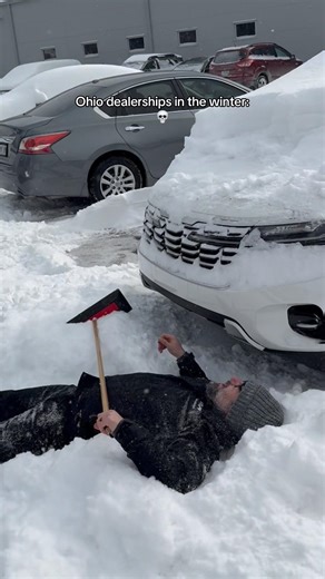 Send help. Or a snowblower. 😭#halleenkia #northolmsted #dealershipsinwinter #snowstorm