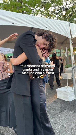 Sombr's Emotional Performance at the VMA Awards