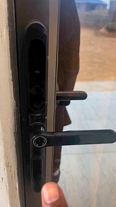 Qhanolla e kentse lock tsena. Simply the best. Le uena u ka ba le ea hao 266 5666 2958 ha e sebelisi motlakase. | Lilaphalapha