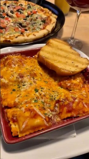 Boston pizza 😋Mediterranean Pizza & Pasta Review | Cheesy Food Review Canada #Boston #Pizza