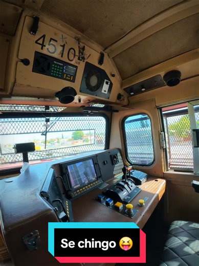 Se chingo el movimiento, el que sigue 😝 #FERROMEX #TRAIN #RAILWAY #CONDUCTOR #BNSF
