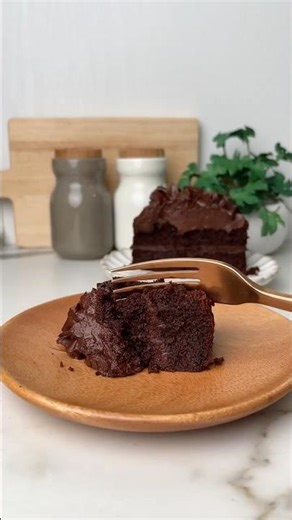 HOW TO MAKE THE BEST DAIRY FREE CAKE