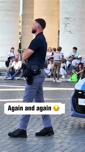 Gorgeous police officers in Italy!😍🤤🇮🇹 #booktok #hotmen #hotcops #hotpoliceofficers #policeofficers