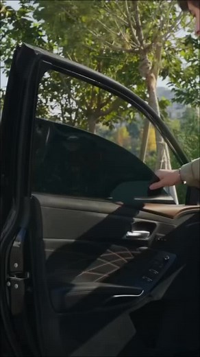 A little spark that changes the whole shot. #glint #removeabletint #glinteffect #viralreels #trendingnow #reelstrend #fyp #aestheticedit #videovibes #creativeedits #viralvideo #reelitfeelit #ᴛʀᴇɴᴅᴀʟᴇʀᴛ #tiktoktrend #visualvibes #shineeffect #viralcontent #shortsvideo #glowup #contentcreator | Glintshade.ca