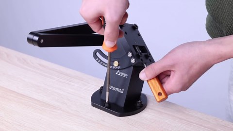 Lawn Mower Blade Sharpener, 15°-45° Adjustable Frame with Ball Bearing Manufacture Handle for Right Left Hand Blades, Lawnmower Blade Sharpening Tool Use with Angle Grinder (Black) - Max Width: 70mm