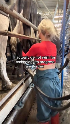 DAIRY FARM LIFE 🐄🥛 FARM GIRL AT WORK