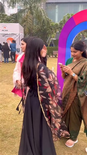 !! शायर !! on Instagram: "🌸........ . . . . #trending #viralvideo #explorepage✨ #motivation"