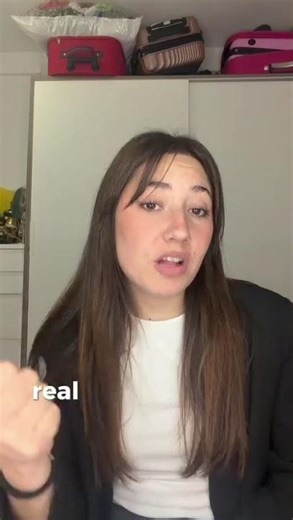 Learn Spanish with Native Teachers (Leire Explains 🇪🇸 Spanish Fluency Club)