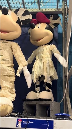 Minnie Mouse Animatronic Lowe’s Halloween 2026