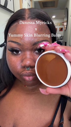 Achieve Flawless Skin with Blurring Balm Powder