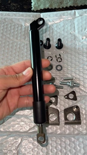 Replacing the tailgate struts on a pickup truck. #tailgatestruts #pickup #hoodstruts #struts #car...