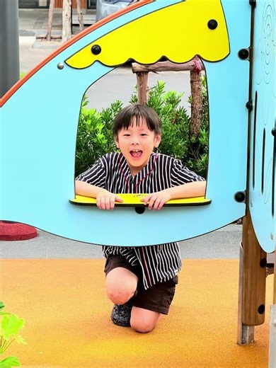 “Who Knew a Gas Station Playground Could Be This Fun? | Zen & Ren”