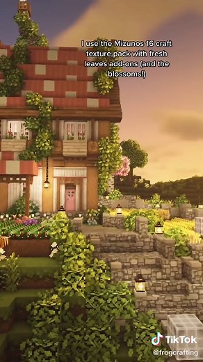 Answer to @a_doop_aadoop I play on Java and all the links in my bio! #minecraft #mctiktok #resourcepack #shaders #minecrafttutorial #HeinzFlipSqueeze