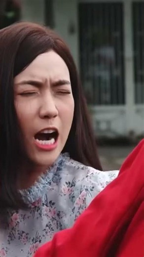 Diệu Nhi xử lý tên biến thái