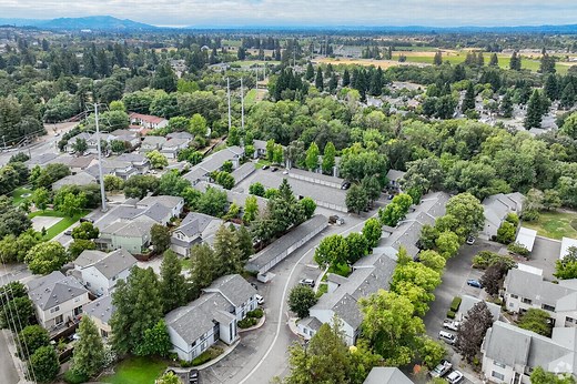 Creekside Village Apartments - 5209 Old Redwood Hwy Santa Rosa, CA 95403 | Apartments.com
