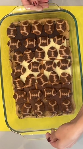 make this for your next game day #easyrecipes #crockpotrecipes #desserts | Lucy Diamond