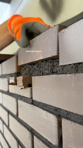 Bricklaying bat hole #bats #construction #masonry | Dutchbricklayers