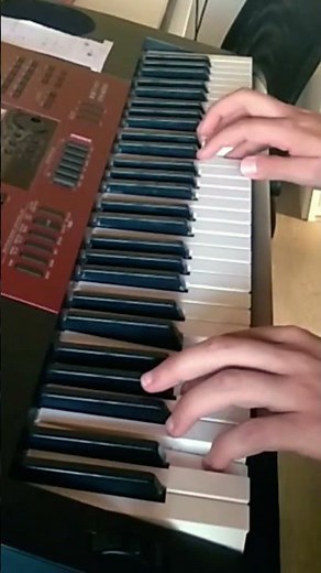 Follow You Follow Me - Genesis (Keyboard Solo)