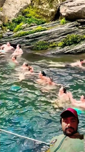 Cliff Jumping in Paradise #usa #nature #cliffjumping #travel