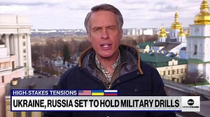 53K views · 895 reactions | Ukrainian and Russian forces are set to begin military drills, as tensions run high in the wake of high-level diplomatic talks. Senior National Correspondent Terry Moran has more on the scene in Ukraine. https://abcn.ws/3sM7OJl | ABC News Live | Facebook