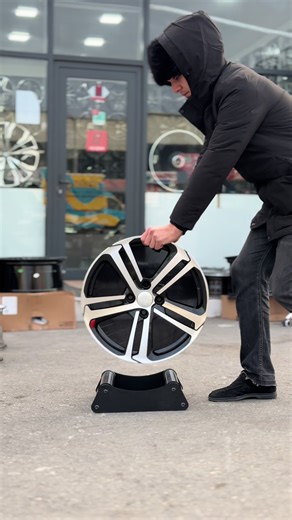 - Milano BirMarka 🩶 #fy #baku #keşfet #milano #azerbaijan