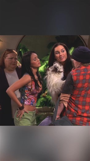 Charlie and Alan meet Berta's family. #Jake #charlieharper #sitcom #Judith #charlie #tvseries #alanharper #tvshow #twoandahalfmen | Charlie Harper 1