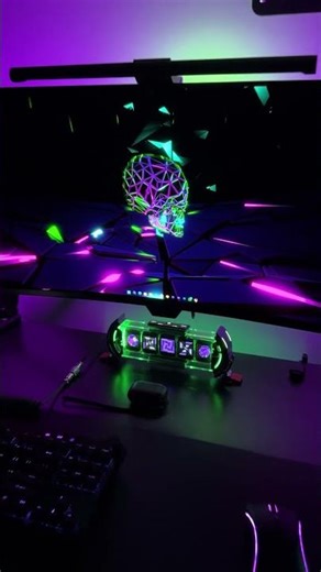 💜💚💜#desksetup #gamingroom #deskgoals #setupinspiration
