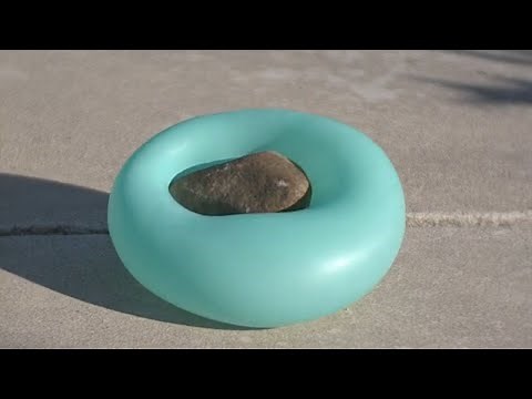 AMAZING water balloons flexibility in SLOW MOTION