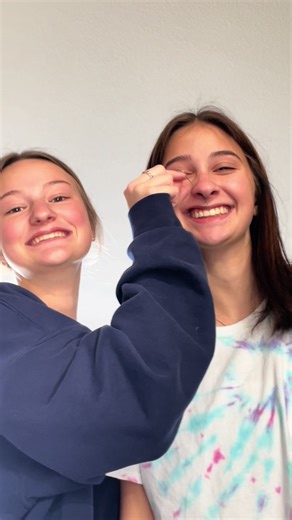 Hooker sisters #sisters #nosejob #nosepiercing #bestfriends #face