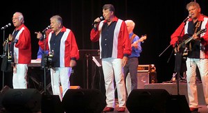 'Jay' shows he can hit the big notes in performance with the Americans - Villages-News.com