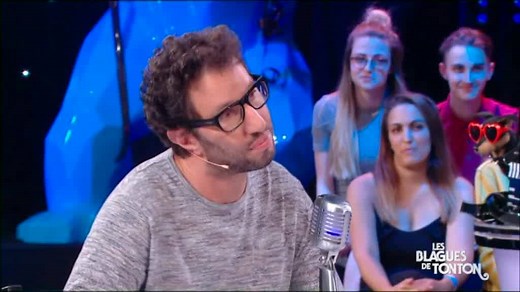 🥊 Grosse battle de Blagues de Tonton ce soir pour la Spéciale Cinéma 😂 Manu ⚡️ #Cartman - Qu'est-ce qu'un yaourt dans la forêt ? 🌲 ➡️ Envoyez-moi les vôtres en commentaires pour les prochains tournages du show ! | Arthur