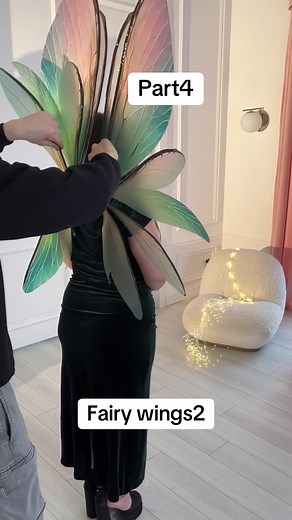 ✨ New green forest fairy wings are here! ✨ Light, magical, and perfect for cosplay, photoshoots, or adding a touch of fantasy to your day. Let the forest’s magic inspire you! 🌿🧚‍♀️ #FairyWings #CosplayWings #ForestFairy #HandmadeMagic #FantasyCostume #FairyAesthetic