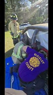 Extrication Class 3 14 26 #firefighter #automobile