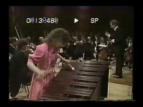 Evelyn Glennie plays Ney Rosauro Marimba Concerto II