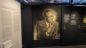 Senghor et les Arts : comment le poète-président sénégalais a voulu réinventer l'universel - RTBF Actus