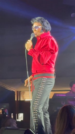 Gordon Hendricks - The King's Voice Adelaide International Elvis Festival 2025 B side show. ⚡️❤️ Show 2 “Pieces of My Life Lord, the pieces of my life, They're everywhere, they're everywhere And the one I think I miss most of all Is you and you know who. Beautiful song perfectly sung! ❤️⚡️❤️⚡️❤️⚡️❤️⚡️ Simply the best! Adelaide International Elvis Festival 2025 Arkaba Hotel #Adelaide #elvisfestival Dom Arpa Productions Tributes In Concert Band | Debbie Bassett