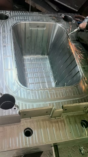 74K views · 772 reactions | Mold polishing #manufacture #injectionmoldingmachine #molding #plastic #factory #household #injecitonmachine #automobile #homeappliances #Mould #PET #PC #PC ChairMould #Chair mold Mould manufacture whatAPP：008613989667488 WeChat：008613989667488 | Jack Chen | Facebook