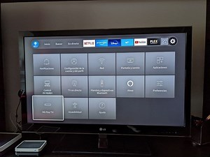 ¿Cómo instalar HBO Max en Smart TV Samsung si no aparece?