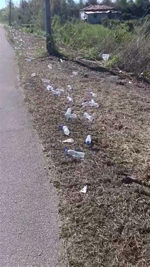 Ο Μαραθώνιος του Πλαστικού: Εικόνες Ντροπής στους Δρόμους της Άρτας - Η Κατάντια της Δημοτικής Αρχής