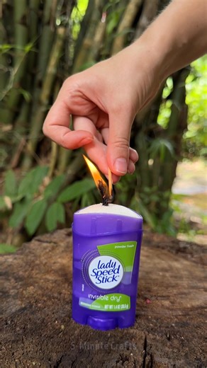 She used deodorant to make fire! | 5-Minute Crafts