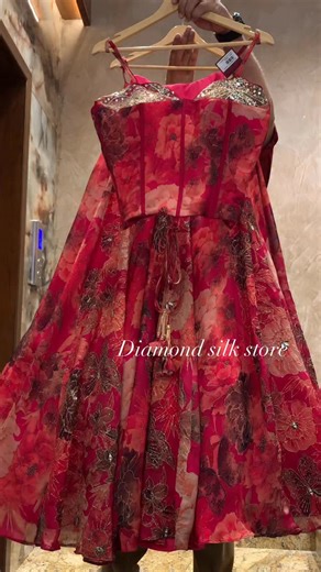 Designer lehenga🦩🪞✨ NEW ARRIVAL! . #diamondsilkstore#jalandhar#hotselling#handwork#ethnicwear#trending#designersuits#designerwear | Diamond Silk Store