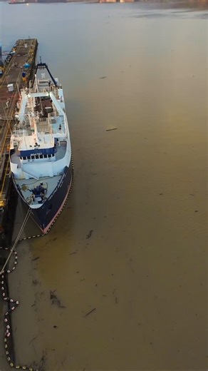 📍 Seattle Enterprise at dock in Tacoma — ready for Alaska pollock season The Seattle Enterprise sits at the dock in Tacoma, making final preparations before heading north to Alaska for the upcoming pollock season. This working factory trawler is part of the backbone of the North Pacific seafood industry, supporting one of the most important fisheries in the world. From calm harbor waters to the challenging Bering Sea, these vessels and crews play a critical role in delivering responsibly harves