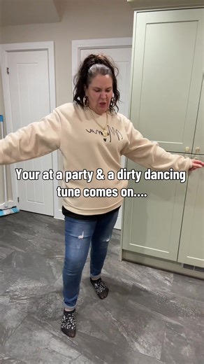 Unforgettable Party Moments: Dancing to Dirty Dancing Classics