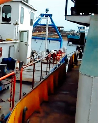 Cutter Suction Dredger is testing before sand mining work #sanddredge #dredgingship #sanddredgermachine