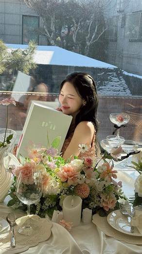 이나연 on Instagram: "PINBOX UNBOXING #AD 아주 특별한 박스를 언박싱 해보았어요💖 예쁜 박스 안에 이렇게 멋진 핀박스만의 큐레이션이 가득 담겨있다니....🥰 지금 핀박스에서 이벤트 중이니 꼭! 참여하시구 저랑 같이 언박싱 해요>_