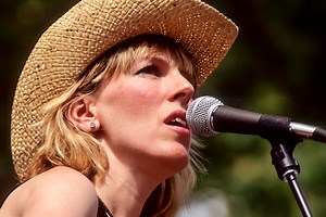 The 10 Best Lucinda Williams Songs, Ranked