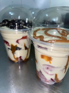 FRESAS CON CREMA PARA NEGOCIO CON PRECIOS Y GANANCIAS #fresasconcrema #fresas #vasosdefresasconcrema #fresasconcremaparaemprender #fresasconcremaparanegocio #emprendimientos #viral #tendencias | Cocina y macramé