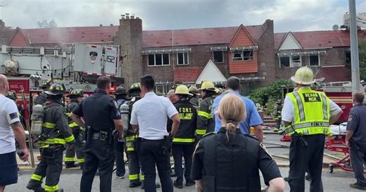 Fire spreads to multiple homes in Queens, dozens displaced