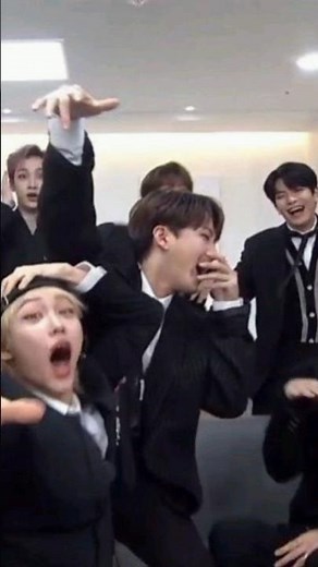 Normal photos of Stray Kids/ Fotos normales de Stray Kids #straykids #kpop #skz